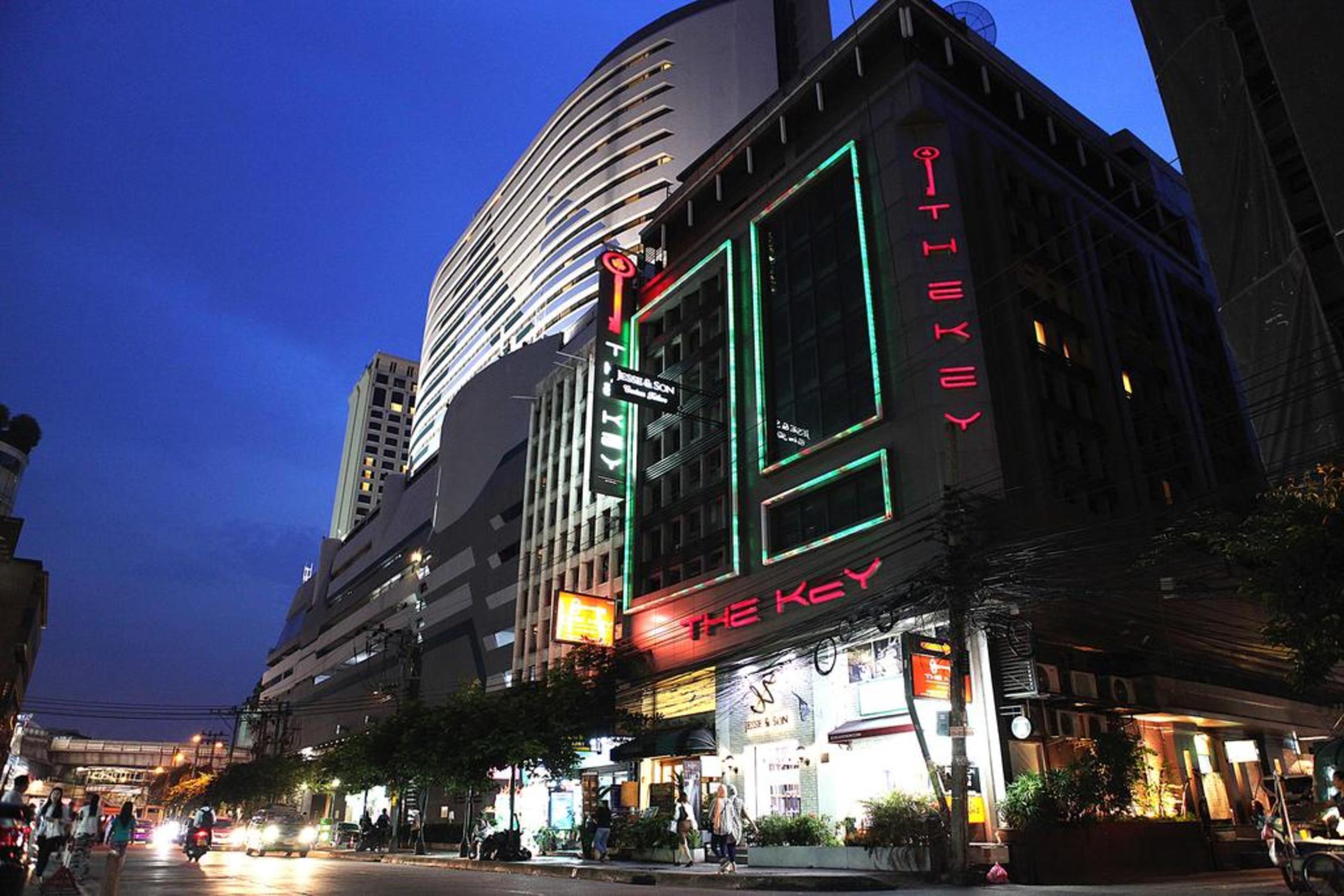The Key Bangkok Hotel Esterno foto